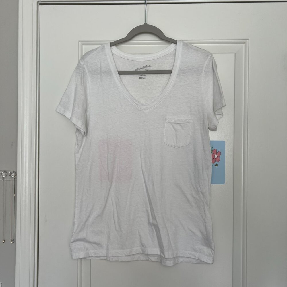 Women's Universal Thread Monterey V-Neck Tee